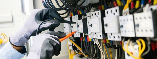 Instalaciones eléctricas de baja tensión